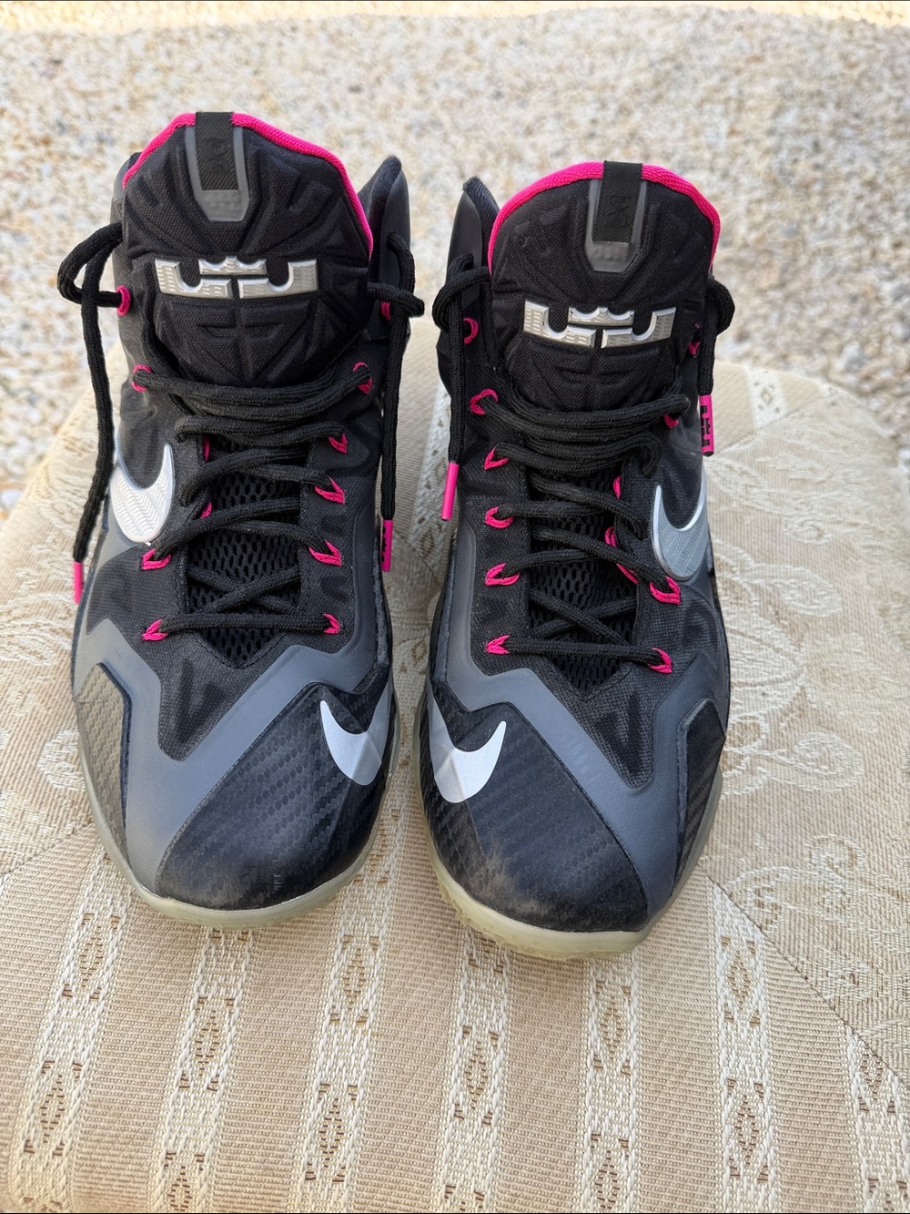 Nike LeBron 11 "Miami Nights" sneakers